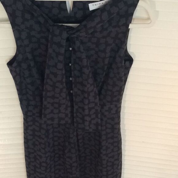 NWOT Trina Turk Tie Slight Flair Dress. Size 2 - Picture 9 of 16
